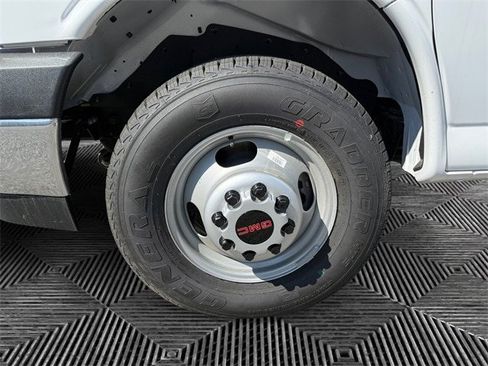 New 2025 GMC Savana 3500 Extended w/ Power Convenience Package image 14
