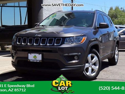 Used 2020 Jeep Compass Latitude FWD image 1