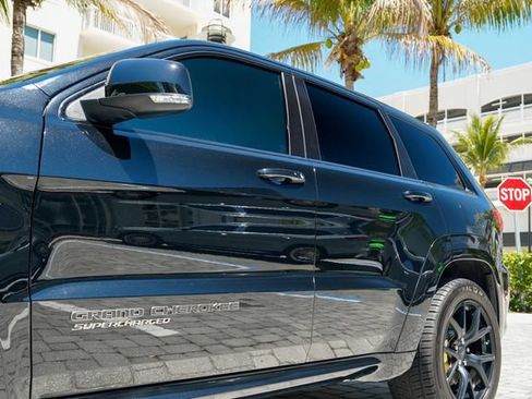 Used 2018 Jeep Grand Cherokee Trackhawk AWD/4WD image 11