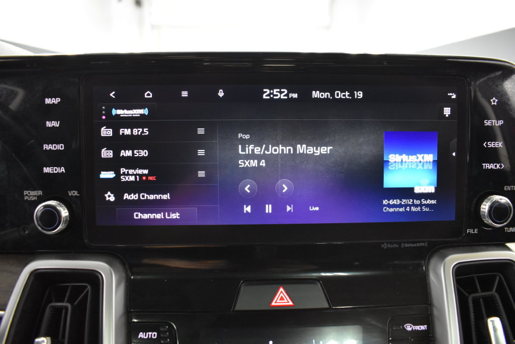 Used 2023 Kia Sorento S w/ Panoramic Sunroof Package AWD/4WD image 25