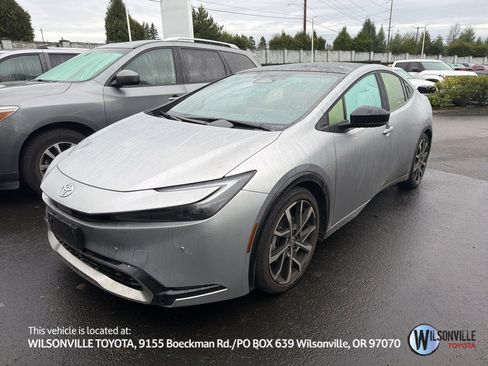 Used 2023 Toyota Prius Prime Premium image 1