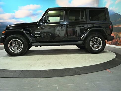 Used 2021 Jeep Wrangler Unlimited Sahara image 4