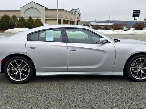 Used 2022 Dodge Charger GT image 9