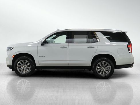Used 2024 Chevrolet Tahoe Premier AWD/4WD image 2