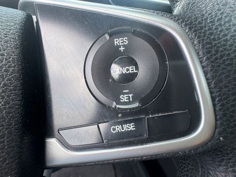 Used 2017 Honda Civic EX image 16