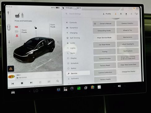 Used 2026 Tesla Model Y AWD image 51