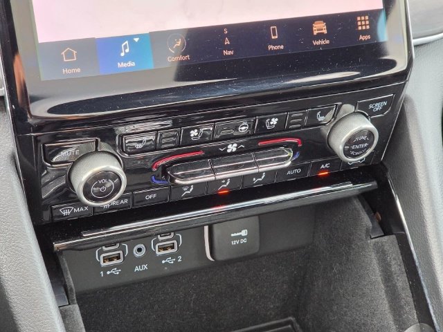 Used 2022 Jeep Grand Cherokee Overland AWD/4WD image 27