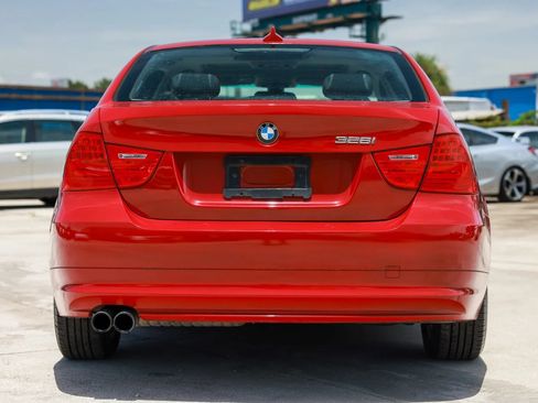 Used 2010 BMW 328i Sedan RWD image 5