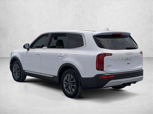 Used 2022 Kia Telluride LX AWD/4WD image 8