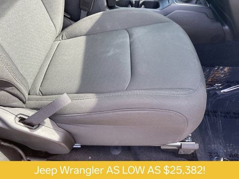 Used 2021 Jeep Wrangler Sport AWD/4WD image 22