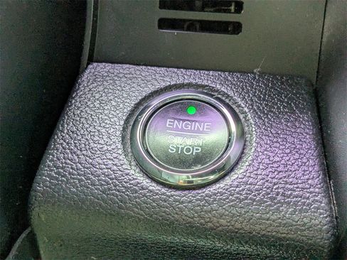 Used 2018 Ford Expedition Limited w/ Driver Assistance Package image 27