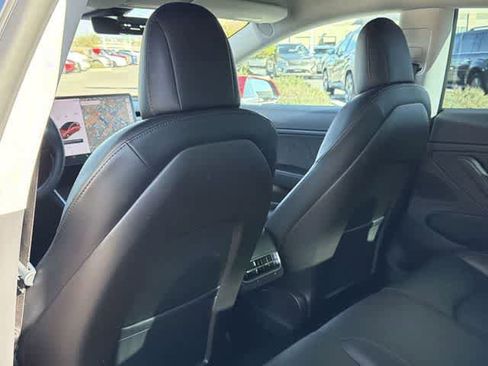 Used 2020 Tesla Model 3 Long Range image 18
