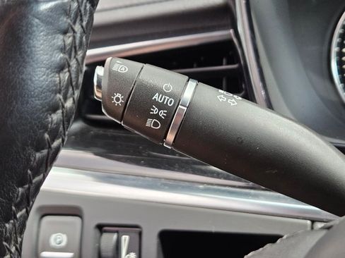 Used 2021 Cadillac XT6 Premium Luxury FWD image 22