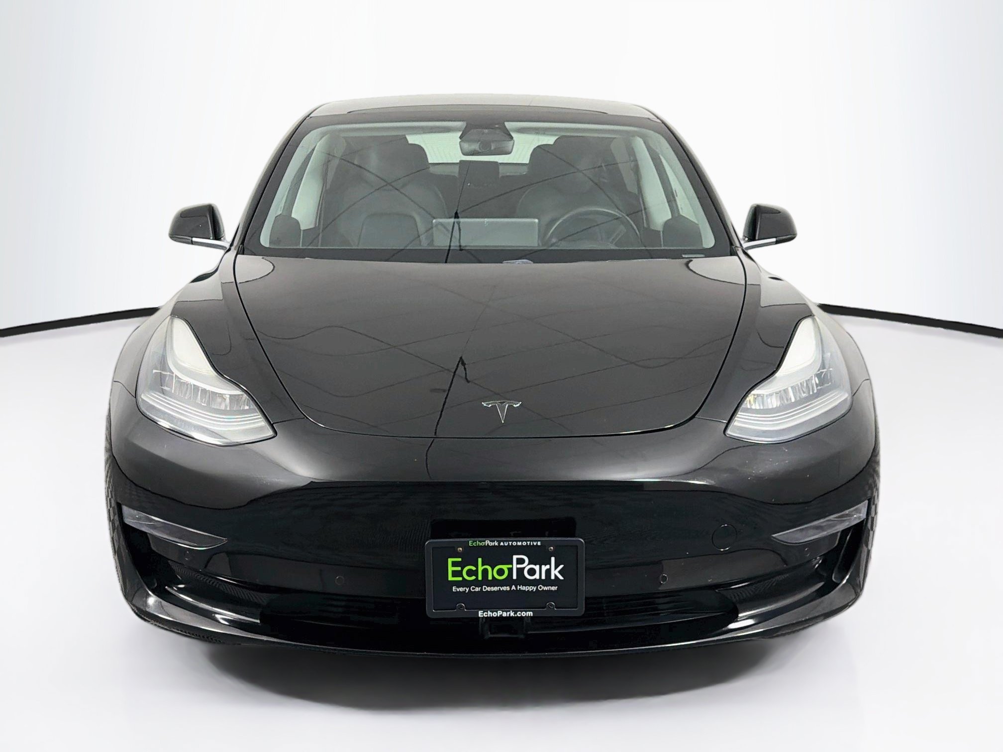 Used 2019 Tesla Model 3 Standard Range RWD image 2