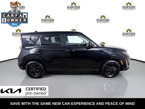 Certified 2025 Kia Soul LX w/ LX Technology Package FWD image 8