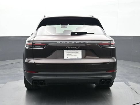 Certified 2023 Porsche Cayenne S Platinum AWD/4WD image 22