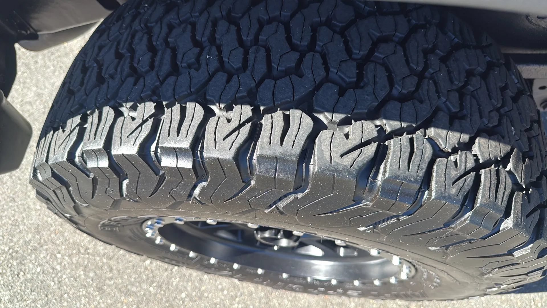 Used 2013 Jeep Wrangler Unlimited Sport AWD/4WD image 8