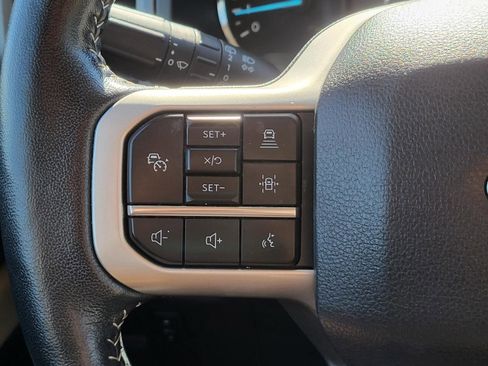 Used 2022 Ford Expedition Max XLT image 31