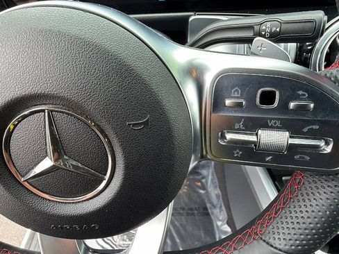 Used 2023 Mercedes-Benz GLB 250 4MATIC image 20