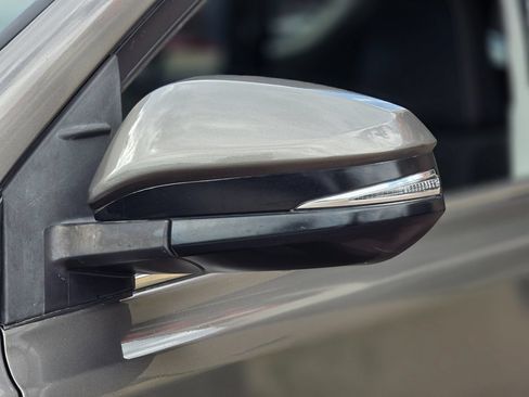 Used 2016 Toyota RAV4 XLE FWD image 8