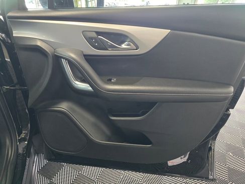 Used 2025 Chevrolet Blazer LT image 44