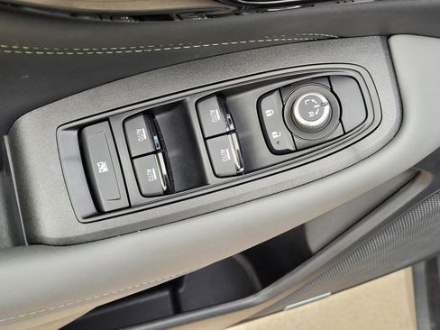 Certified 2025 Subaru Outback Onyx Edition image 26