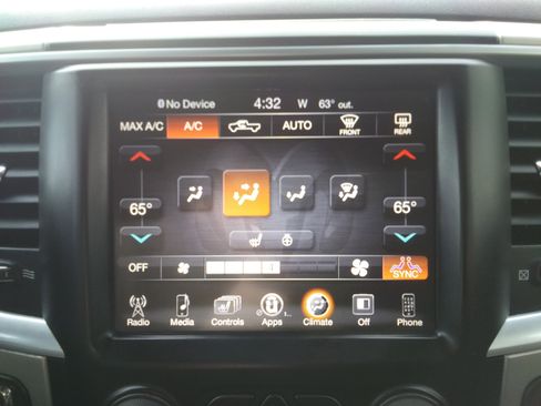 Used 2017 RAM 1500 Big Horn image 23