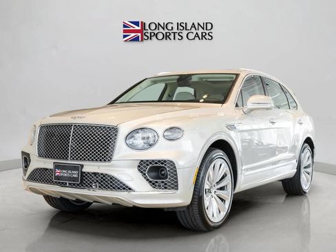 Used 2022 Bentley Bentayga AWD/4WD image 1