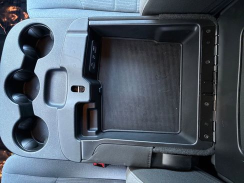 Used 2024 RAM 1500 Classic SLT image 26