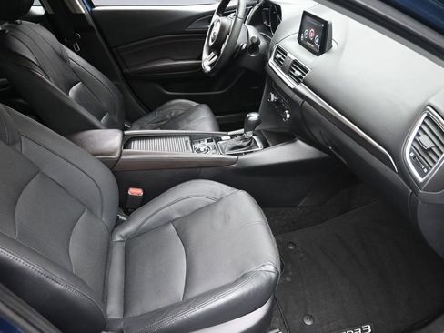 Used 2017 MAZDA MAZDA3 Grand Touring w/ Premium Equipment Package FWD image 7
