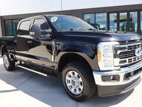 Used 2023 Ford F250 XLT w/ FX4 Off-Road Package AWD/4WD image 1