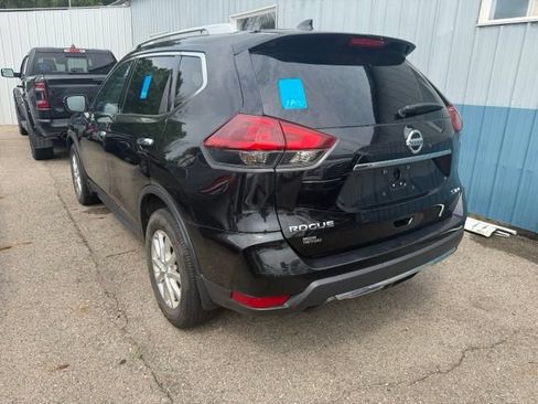Used 2019 Nissan Rogue SV AWD/4WD image 6
