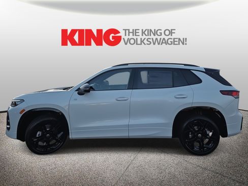 New 2026 Volkswagen Tiguan SE R-Line image 7