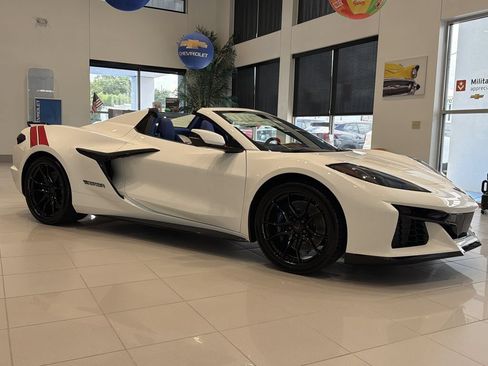 New 2027 Chevrolet Corvette Grand Sport w/ Grand Sport Launch Edition RWD image 8