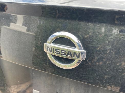 Certified 2020 Nissan Versa S FWD image 9