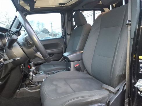 Used 2022 Jeep Gladiator Sport image 12