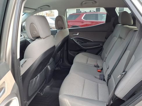 Used 2018 Hyundai Santa Fe Sport image 13