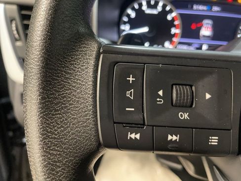 Used 2024 Nissan Rogue SV image 24