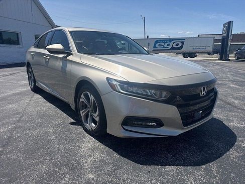 Used 2020 Honda Accord EX image 6