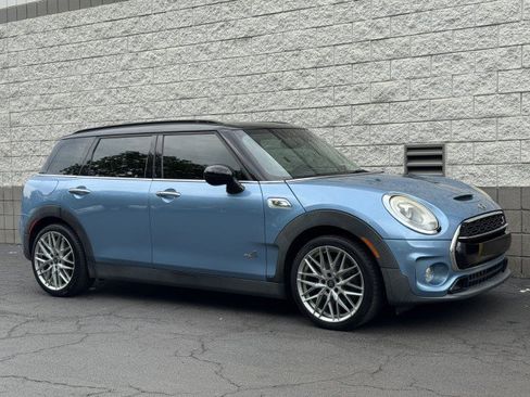 Used 2017 MINI Cooper Clubman S AWD/4WD image 4