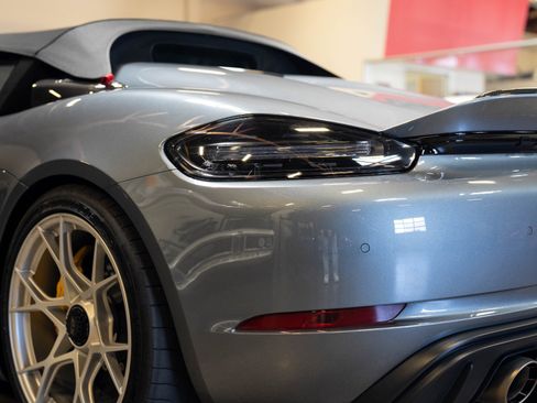Used 2025 Porsche 718 Boxster Spyder RS image 30