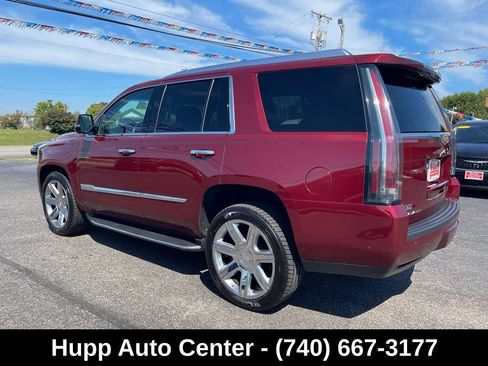 Used 2017 Cadillac Escalade Luxury AWD/4WD image 6