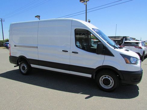 Used 2023 Ford Transit 250 Medium Roof w/ Load Area Protection Package RWD image 5