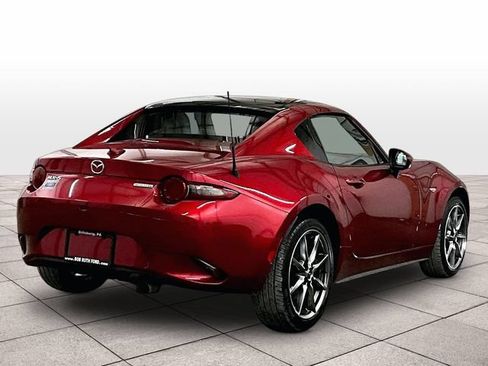 Used 2021 MAZDA MX-5 Miata RF Grand Touring RWD image 11