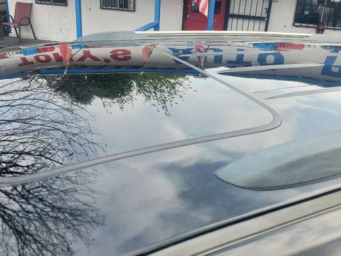 Used 2018 Jeep Grand Cherokee Limited image 17