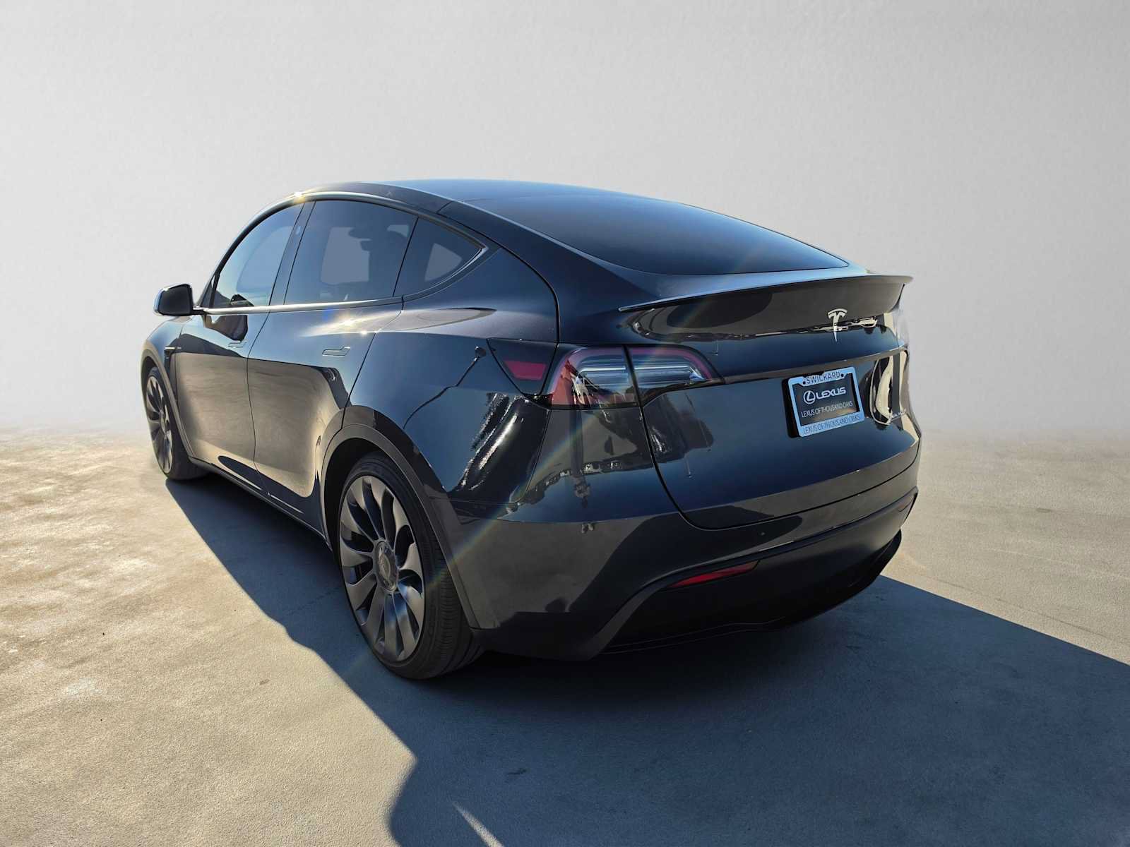 Used 2024 Tesla Model Y Performance AWD/4WD image 5