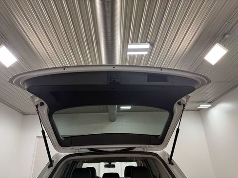 Used 2018 Volkswagen Tiguan SE w/ Panoramic Sunroof Package AWD/4WD image 71