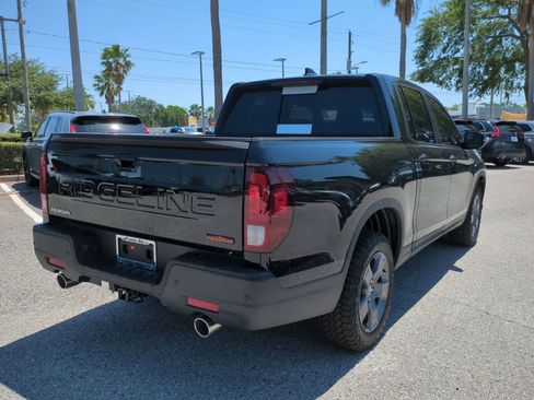 Used 2025 Honda Ridgeline TrailSport image 6