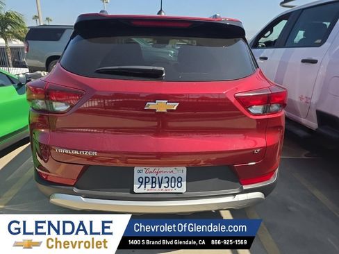 Used 2025 Chevrolet TrailBlazer LT FWD image 5