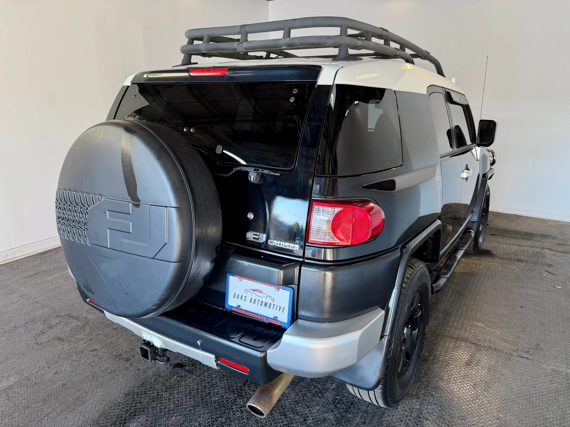 Used 2007 Toyota FJ Cruiser 4WD w/ Convenience Pkg image 4